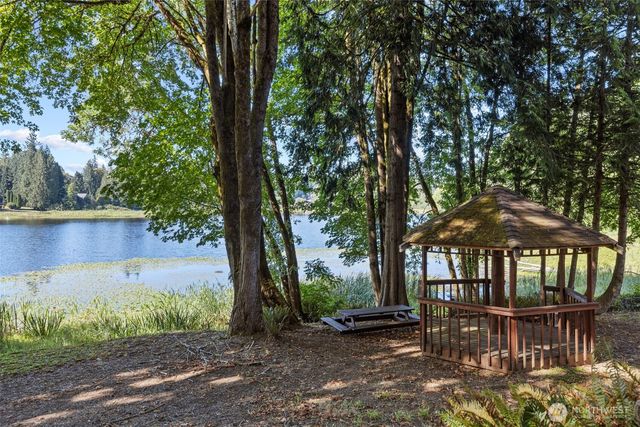 7240 Twin Cedar Lane SE, Tumwater, WA 98501