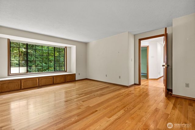 7240 Twin Cedar Lane SE, Tumwater, WA 98501