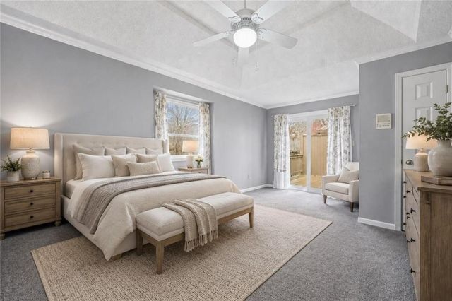 212 E Hansen Court, Independence, MO 64055