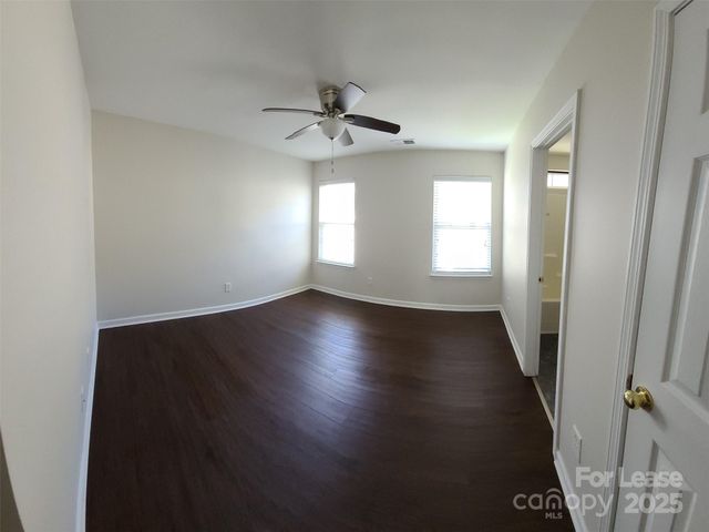 8705 Wandering Creek Way, Charlotte, NC 28227