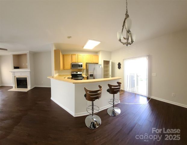 8705 Wandering Creek Way, Charlotte, NC 28227