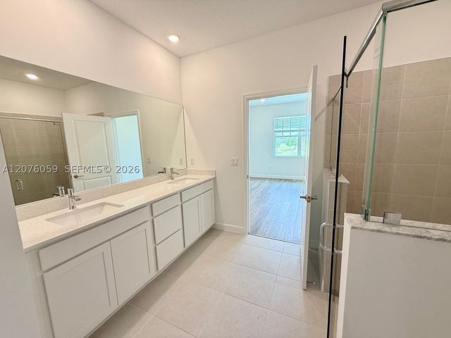 19804 Whispering Creek Rd 19804, Loxahatchee, FL 33470