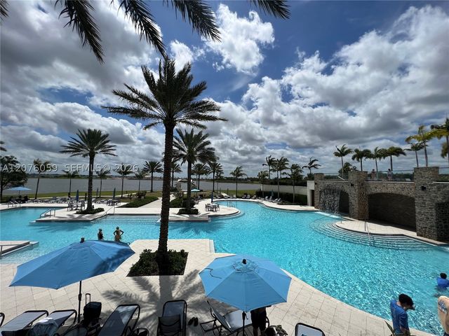 19804 Whispering Creek Rd 19804, Loxahatchee, FL 33470