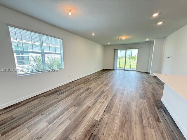 19804 Whispering Creek Rd 19804, Loxahatchee, FL 33470