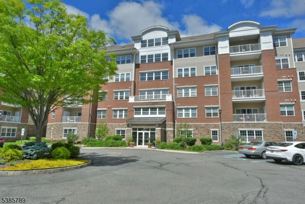 4321 Warrens Way 321, Wanaque Boro, NJ 07465