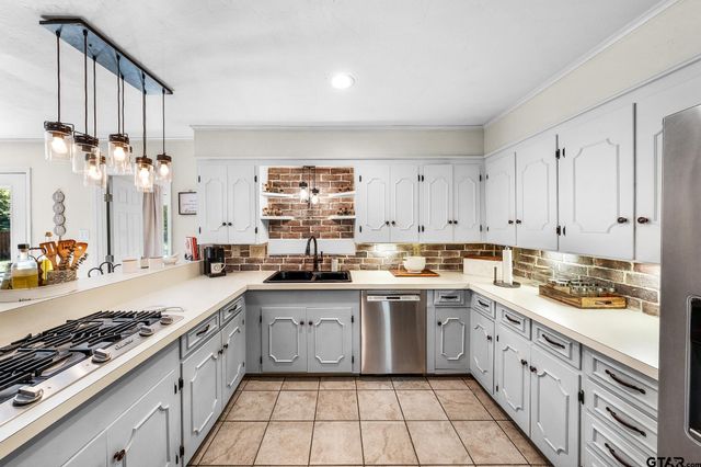 415 Nathan, Quitman, TX 75783