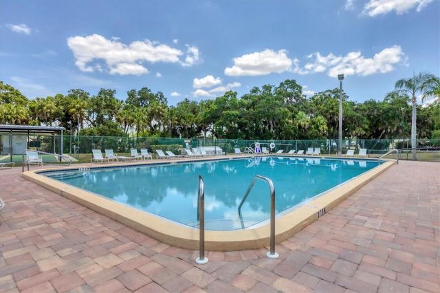 6710 36TH AVENUE E 181, Palmetto, FL 34221