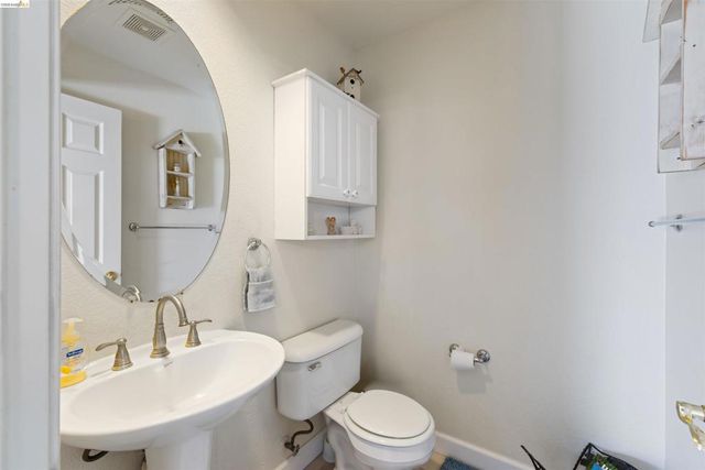 647 Macadamia Ct, Brentwood, CA 94513