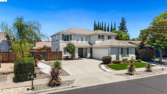 647 Macadamia Ct, Brentwood, CA 94513
