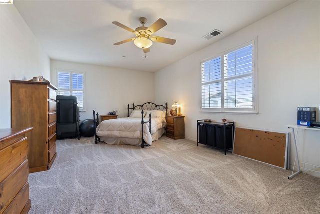647 Macadamia Ct, Brentwood, CA 94513