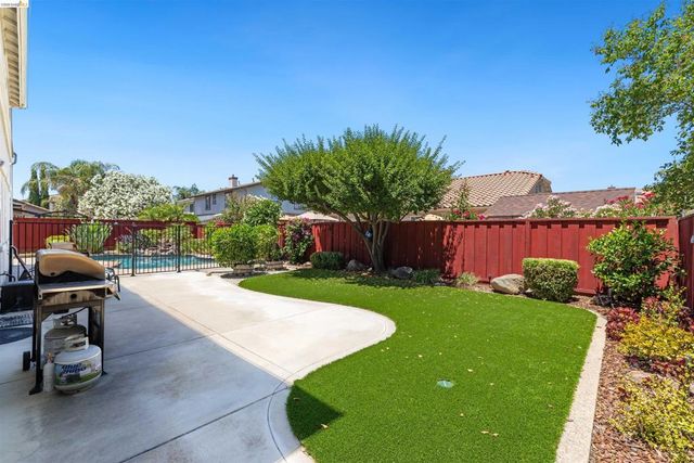 647 Macadamia Ct, Brentwood, CA 94513