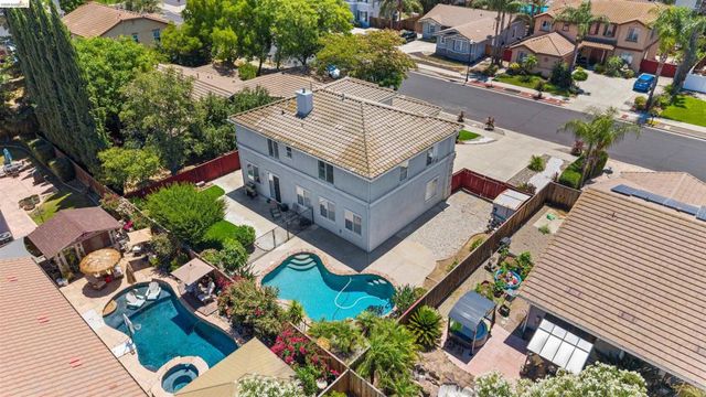 647 Macadamia Ct, Brentwood, CA 94513