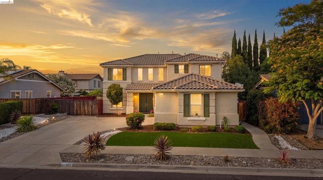 647 Macadamia Ct, Brentwood, CA 94513