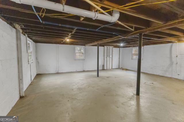 2529 Ryne Street NW, Atlanta, GA 30318