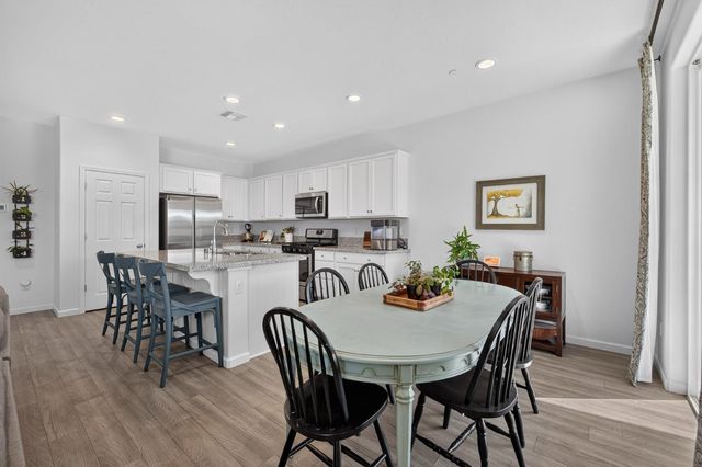 6729 E Yale Avenue, Fresno, CA 93727
