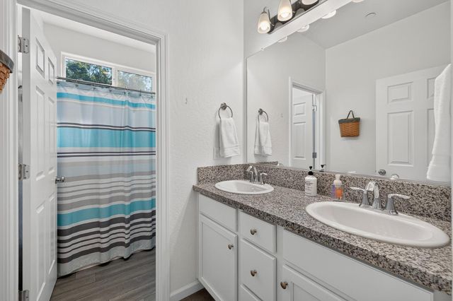 6729 E Yale Avenue, Fresno, CA 93727