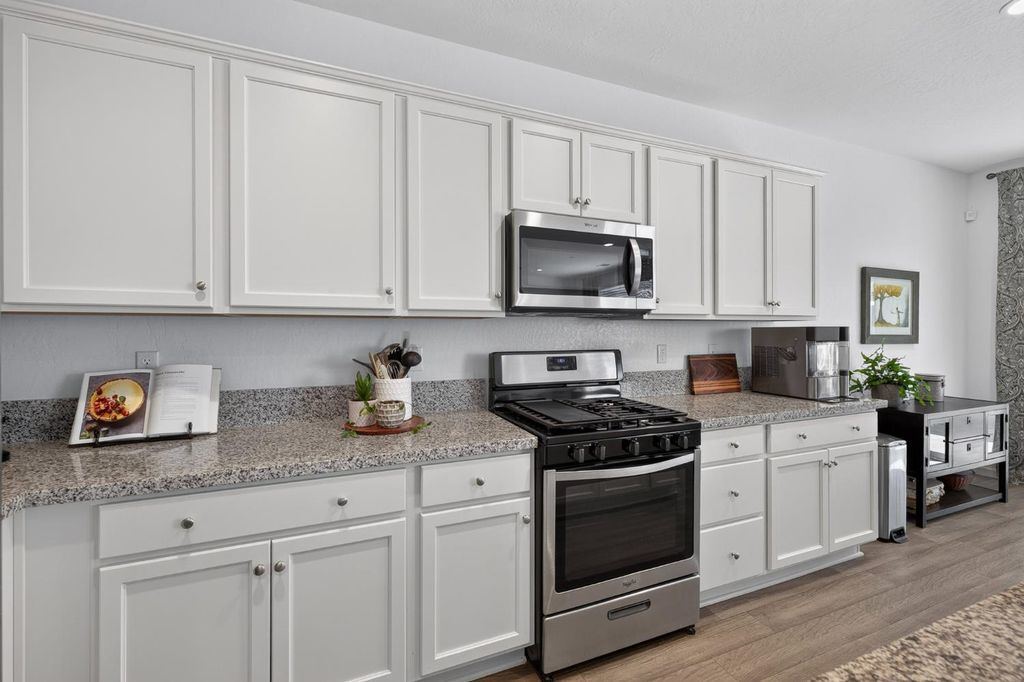Image 15 of property listing at 6729 E Yale Avenue, Fresno, CA 93727