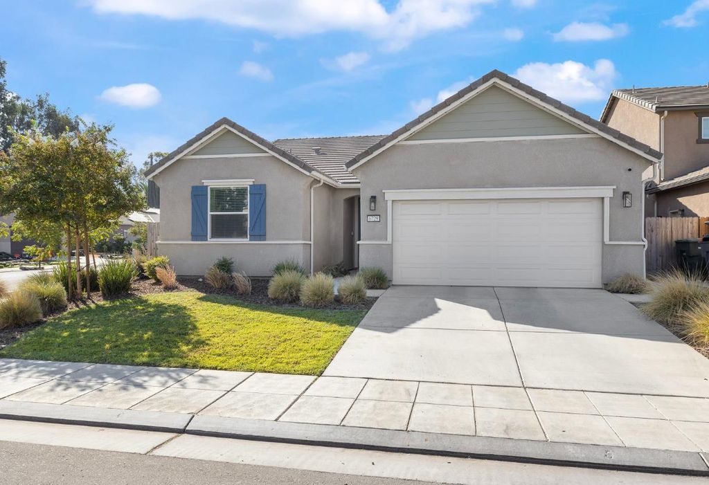 Image 2 of property listing at 6729 E Yale Avenue, Fresno, CA 93727