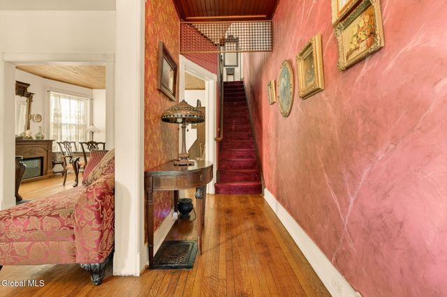 5 N Main Avenue, Albany, NY 12203