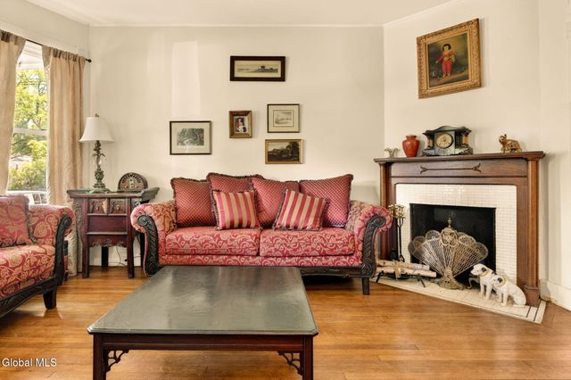 5 N Main Avenue, Albany, NY 12203