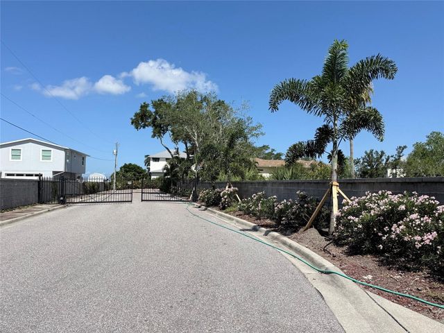 5539 2ND AVENUE CIRCLE W, Palmetto, FL 34221