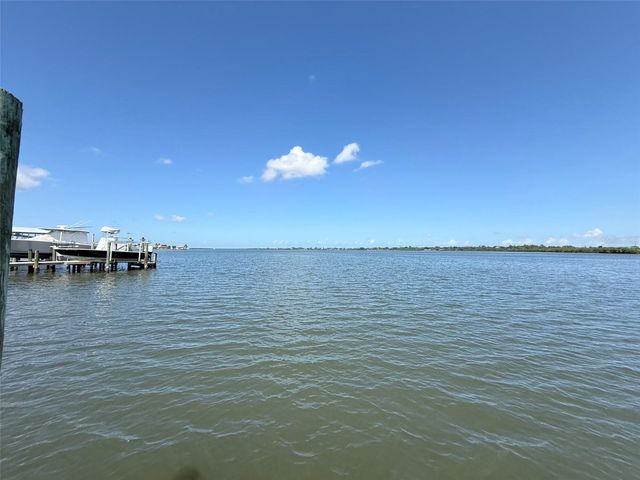 5539 2ND AVENUE CIRCLE W, Palmetto, FL 34221