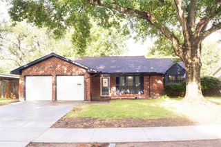 2309 Cedar Street, Pearland, TX 77581