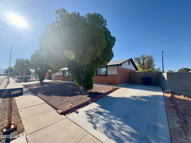 7312 E 20th Street, Tucson, AZ 85710