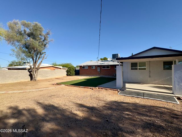 7312 E 20th Street, Tucson, AZ 85710