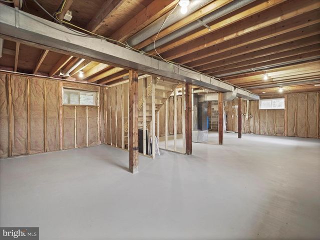75 SOUTHERN DR, Strasburg, VA 22657