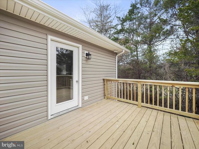 75 SOUTHERN DR, Strasburg, VA 22657