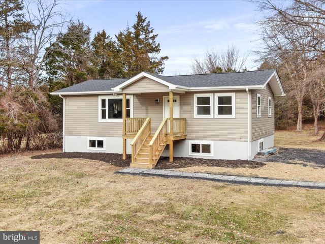 75 SOUTHERN DR, Strasburg, VA 22657