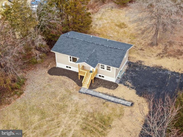 75 SOUTHERN DR, Strasburg, VA 22657