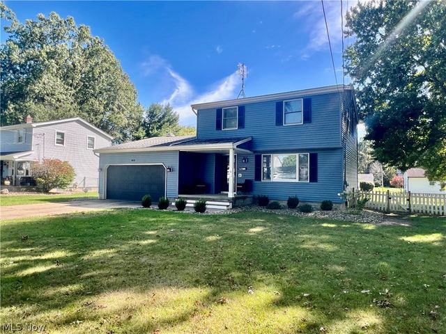 4611 Deopham Green Drive, Youngstown, OH 44515