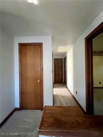 4611 Deopham Green Drive, Youngstown, OH 44515