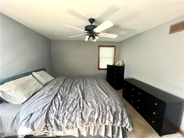 4611 Deopham Green Drive, Youngstown, OH 44515