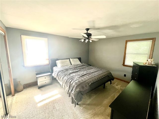 4611 Deopham Green Drive, Youngstown, OH 44515