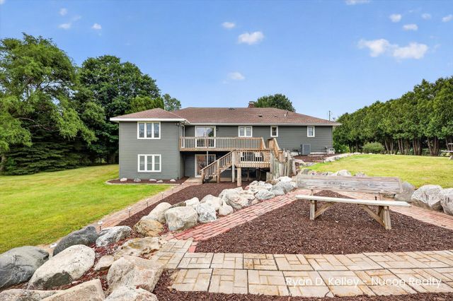11495 60th Avenue, Allendale, MI 49401