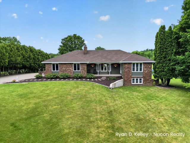 11495 60th Avenue, Allendale, MI 49401