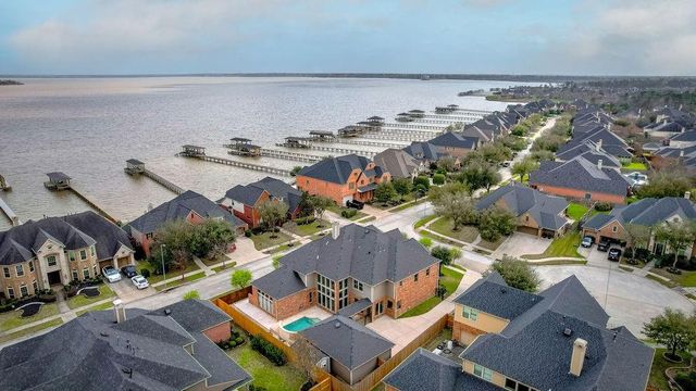13811 Sugar Dock Court, Houston, TX 77044