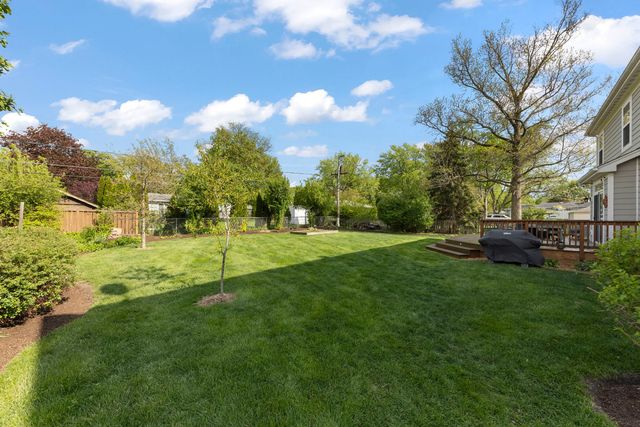 1711 Driving Park Road, Wheaton, IL 60187
