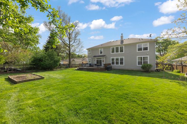 1711 Driving Park Road, Wheaton, IL 60187