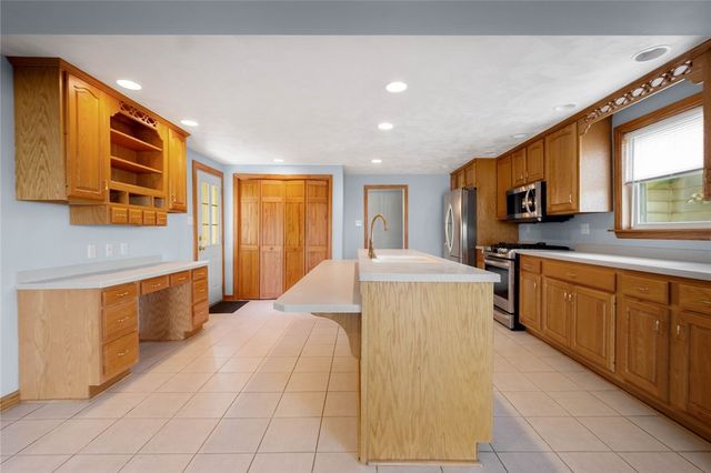1734 Rutledge Street, Mt Washington, PA 15211
