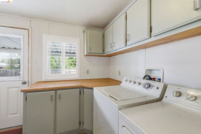 20531 Willow Springs Dr., Soulsbyville, CA 95372