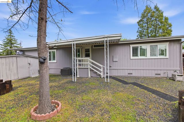 20531 Willow Springs Dr., Soulsbyville, CA 95372