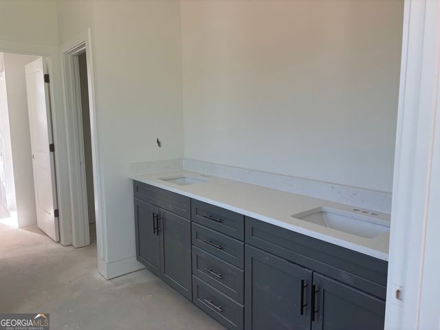 155 Hawthorne Lane, Forsyth, GA 31029