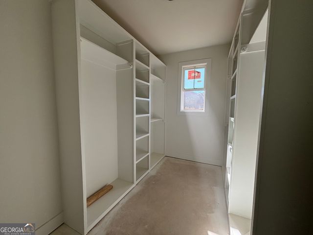 155 Hawthorne Lane, Forsyth, GA 31029