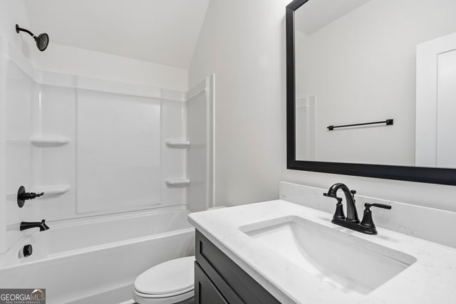 155 Hawthorne Lane, Forsyth, GA 31029