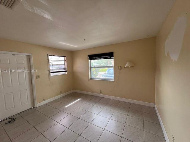 5411 NW 22nd St 5411, Lauderhill, FL 33313