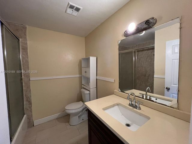 5411 NW 22nd St 5411, Lauderhill, FL 33313